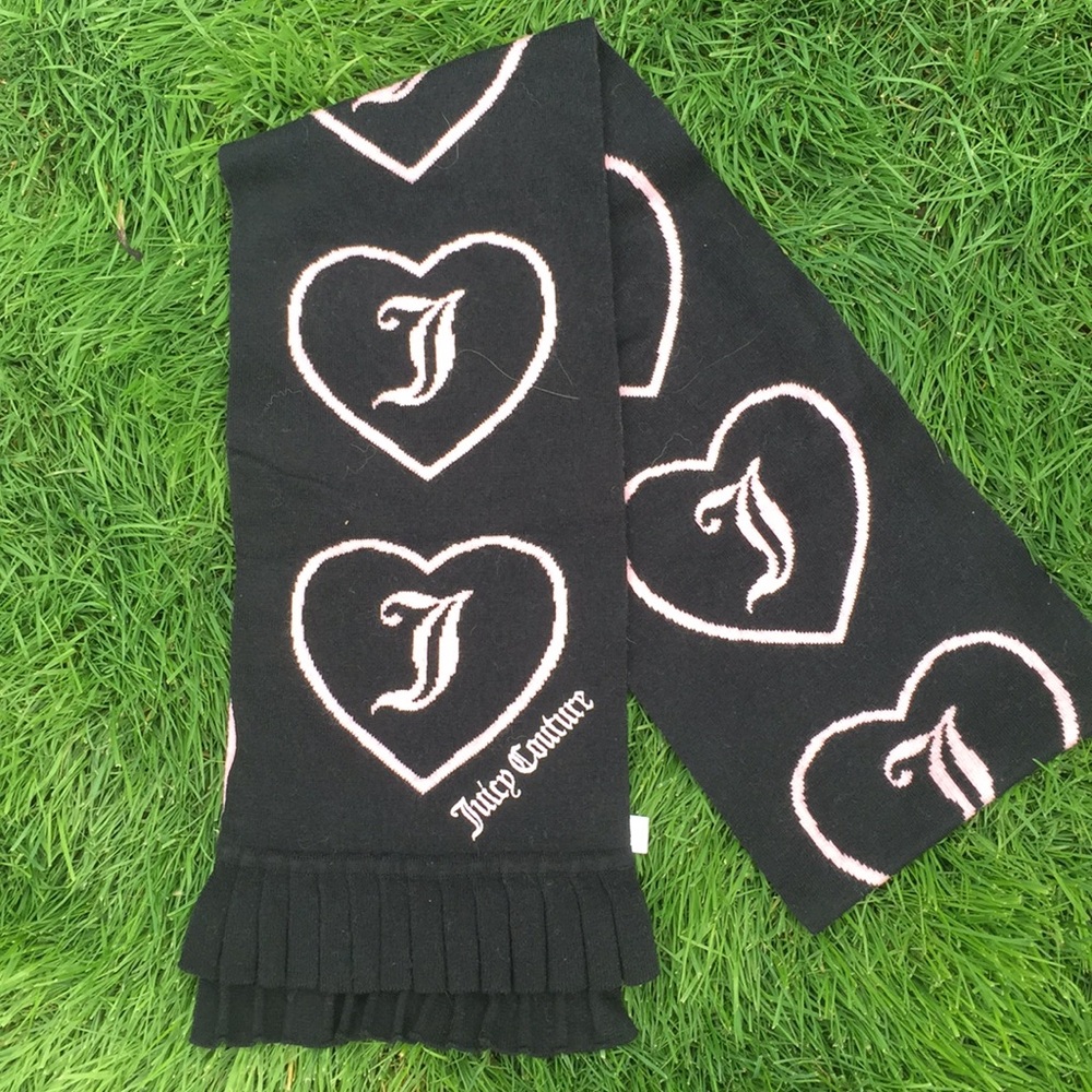 Black and pink scarf